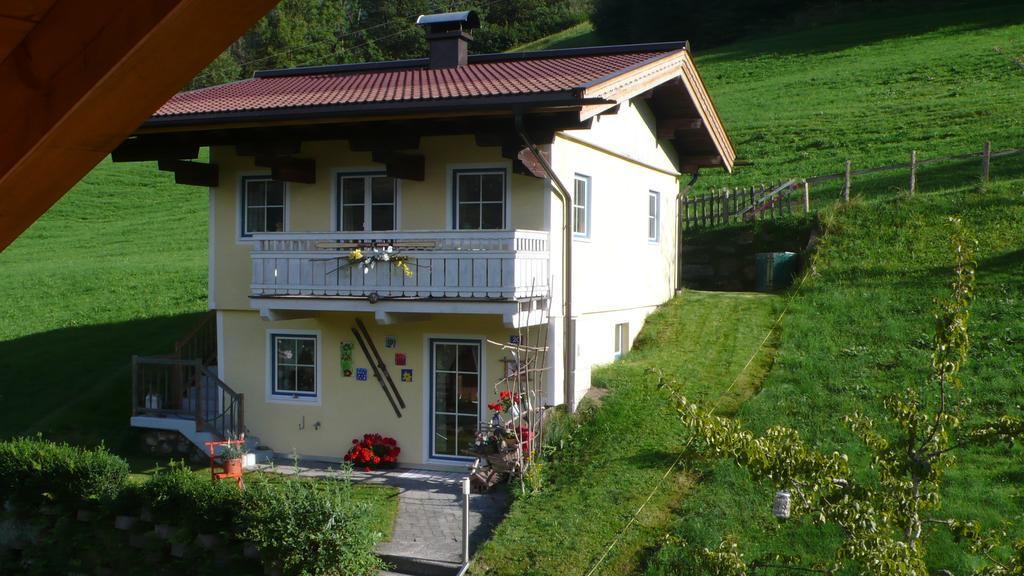 Ferienhaus Niedernsill Exteriör bild