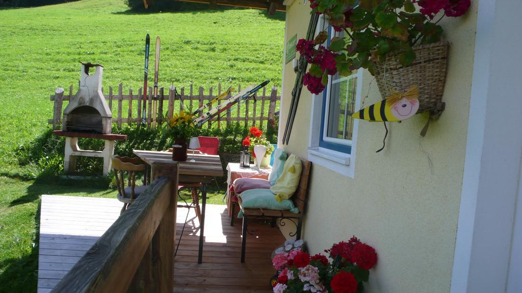 Ferienhaus Niedernsill Exteriör bild