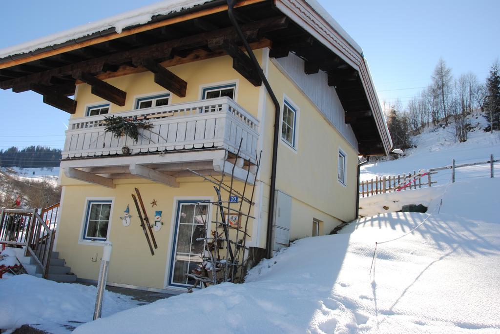 Ferienhaus Niedernsill Exteriör bild