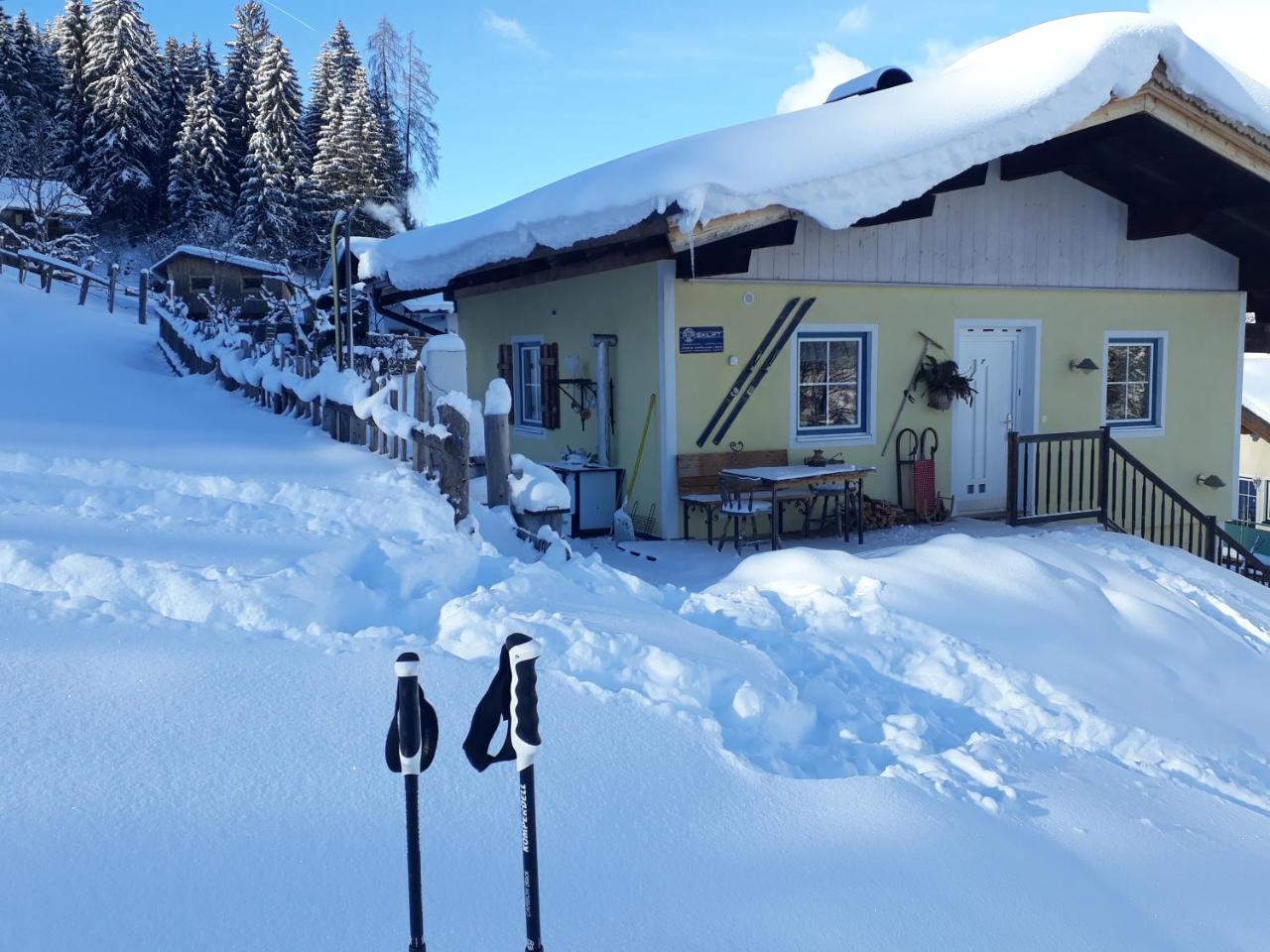 Ferienhaus Niedernsill Exteriör bild